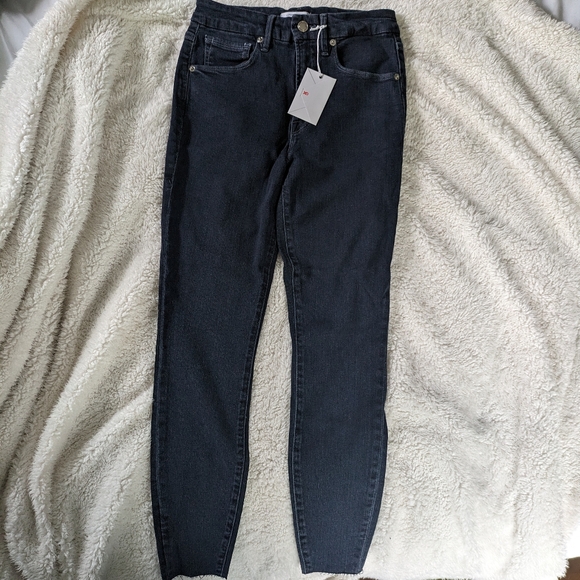 Good American Good Legs Crop Raw Edge Skinny Jeans in Color Blue344 - Picture 9 of 10